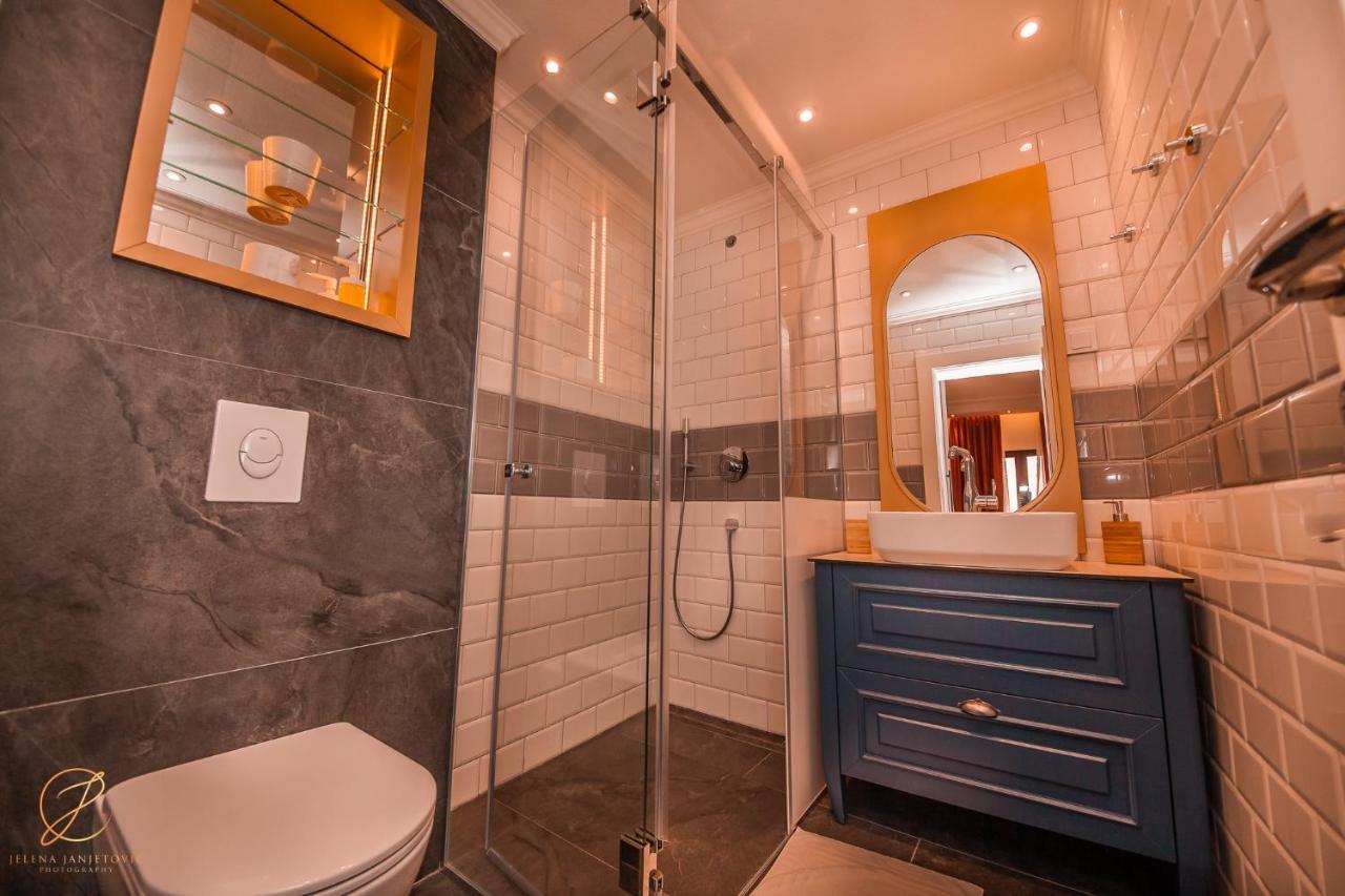 Barka B'N'B - Elegant Seaview Rooms Herceg Novi Buitenkant foto