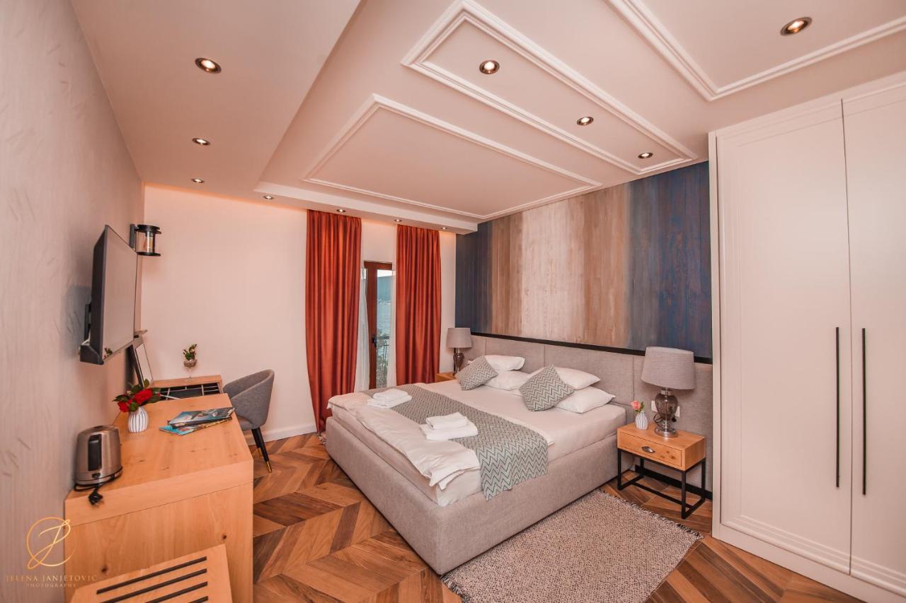 Barka B'N'B - Elegant Seaview Rooms Herceg Novi Buitenkant foto