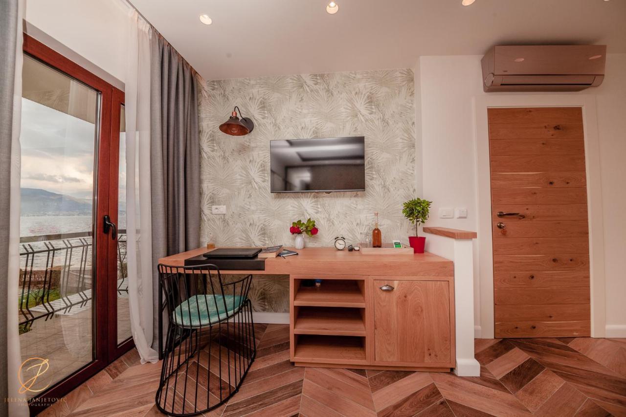 Barka B'N'B - Elegant Seaview Rooms Herceg Novi Buitenkant foto