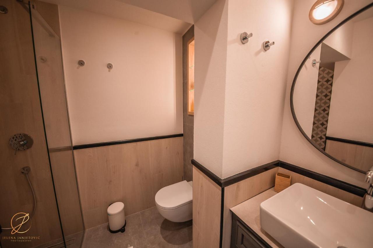 Barka B'N'B - Elegant Seaview Rooms Herceg Novi Buitenkant foto