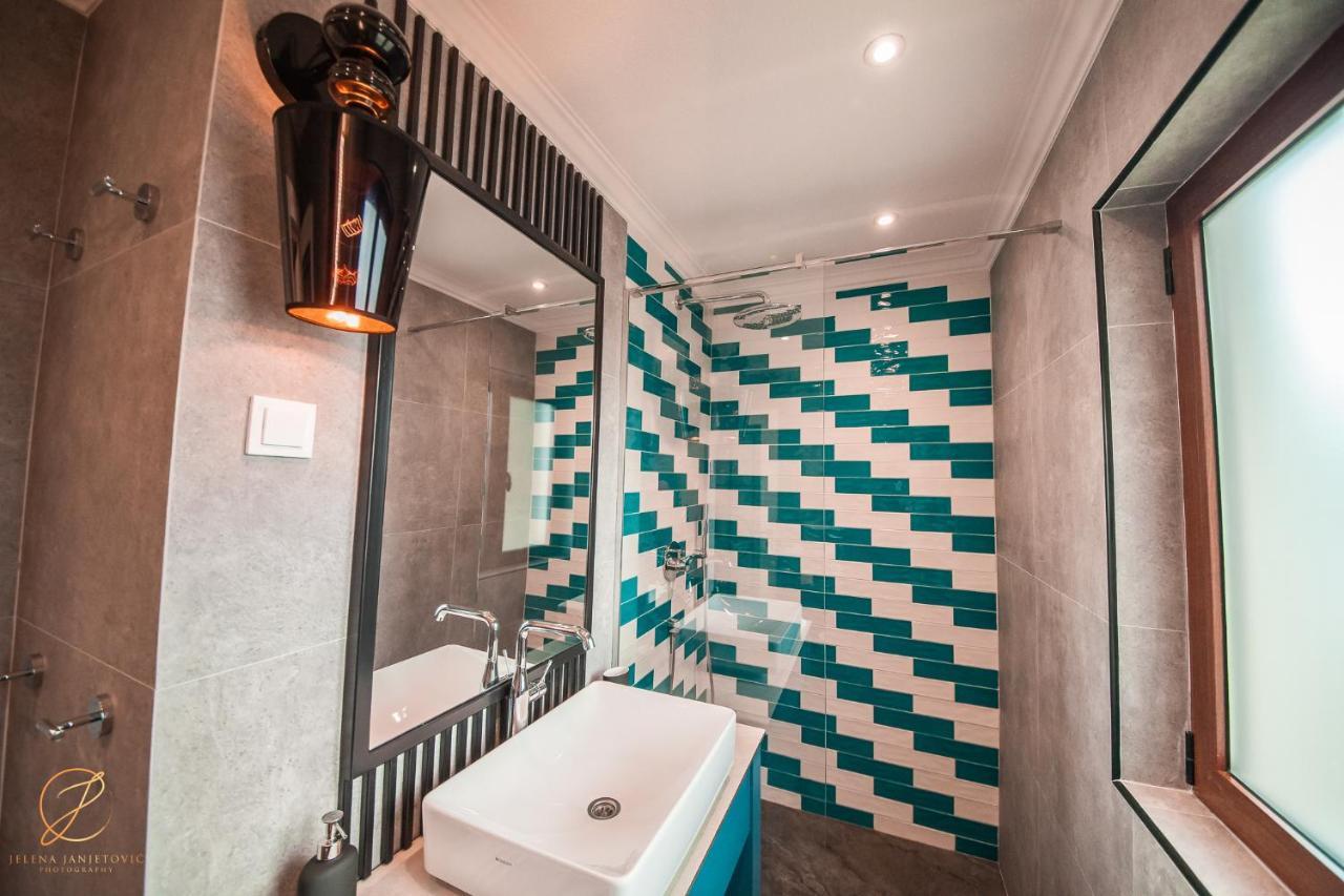 Barka B'N'B - Elegant Seaview Rooms Herceg Novi Buitenkant foto