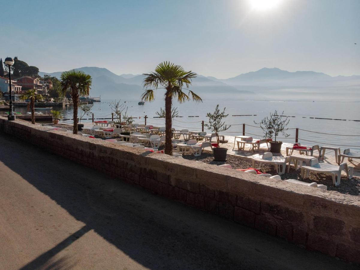 Barka B'N'B - Elegant Seaview Rooms Herceg Novi Buitenkant foto