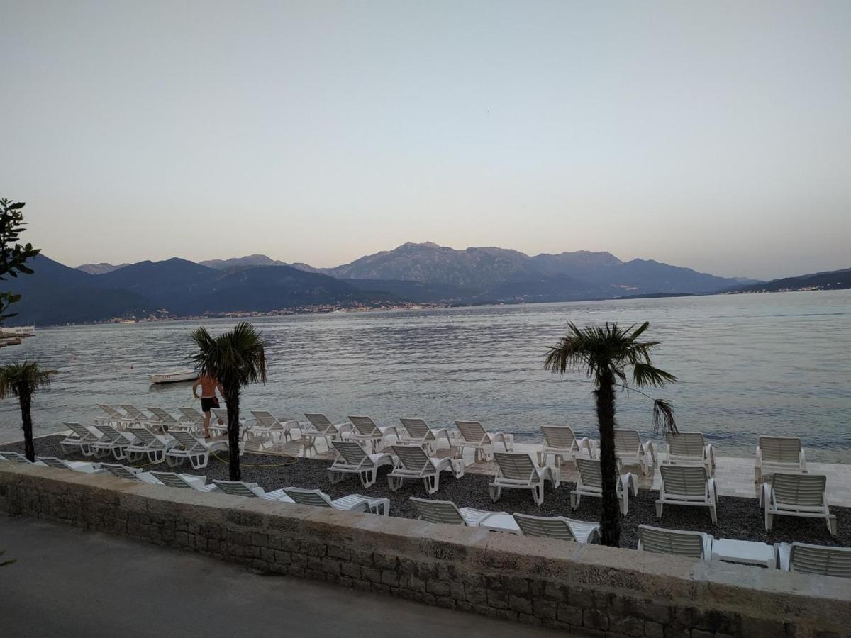 Barka B'N'B - Elegant Seaview Rooms Herceg Novi Buitenkant foto